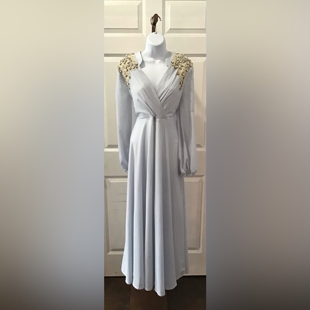 ROCCO BENETTI Long Sleeve Light Blue Gown w Long Sleeves n Embellished Shoulders